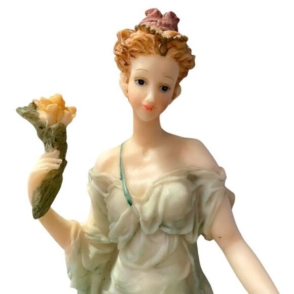 Unique Collection Porcelain Lady With Animals Figurine - Picture 2 of 6